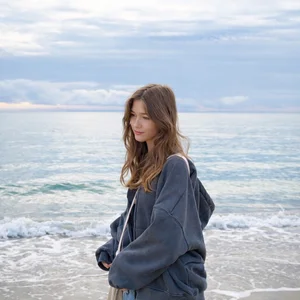 WenFarella Gentle Tease Pic