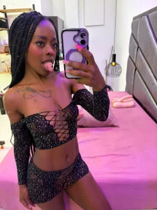 Pure Wetness 💦✨ de Anaa_Foxx_ Foto 3