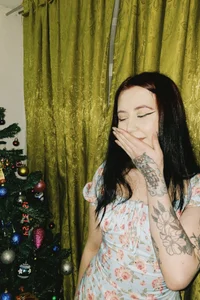 iris_sky 🥀🕸️ Foto 5