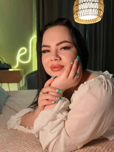 bllowwoww Public รูป  2