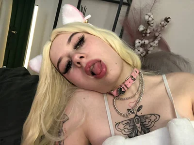 meow meow Foto Seks 3 TracyChesterf