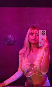 barbieambar Public টি ছবি