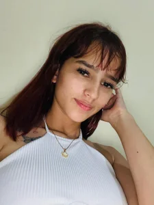 MelodyMansson Good morning, my sweet temptation ☀️✨ I’m already live from 8:30 a.m. to 3:30 p.m.… come closer and Poză