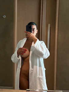 krissiswrld- Public Pic