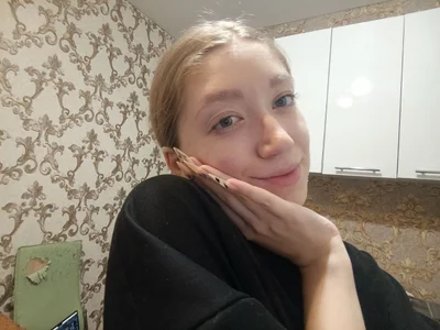 Angela<3