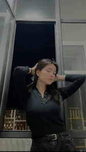 SherriCastillo By the window Bilde 4