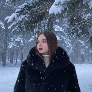 MiaClarka Public Pic 4