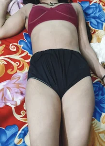 18_year_old_girl: Public ( 5 фото)