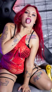 Alana_Roth Public Hình 2