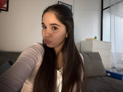 ellies_joy first day! Poză 3