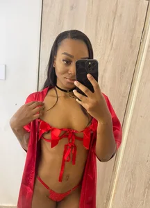 sandy_adaeze Sexy ebony Pic 6