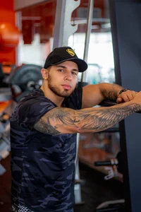 Mason_Fit_Scarlett_Fit Muscle guy Immagine  2