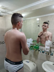 Christ_Miller3 Agosto❤ Pic 2