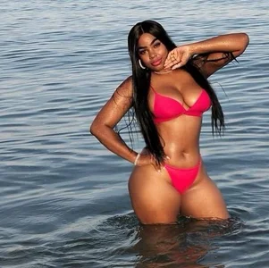 LUCIA-FERRERO Public Pic 3