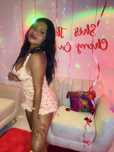 AlisonHoot69 ✨🍒 Billede 3