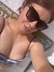 HelenJan 🥰 Poză 2