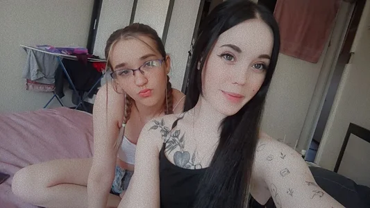 Mia_Ellis Public Poză 6