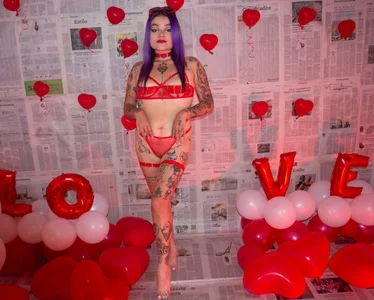 ChloeAllennn Sexy san valentin Pic 9