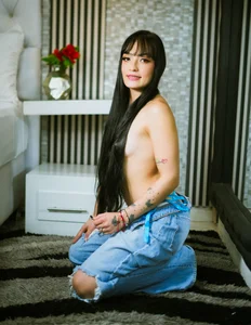 ChloeyBlack Lustful Dreams 😚 Εικόνα 4