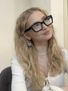 SeemaHornoff Public Pic 7