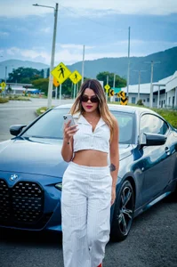 Fancy Car Shooting od Ninakravis  9 snímek