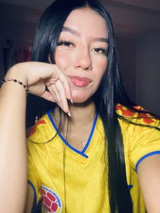 🥰🩷 de AryaNorvik  3 Imagens