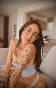 lauravasquez Home✨ Foto 3