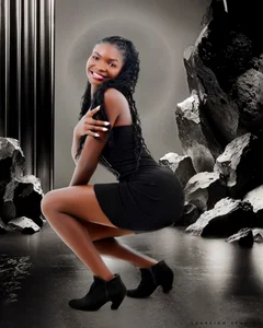 Queenshazz Public slika 2