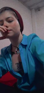 Mitsuha_gate kiss 4 u Pic 2