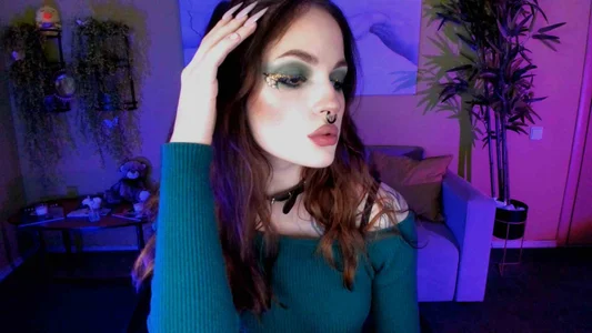 BratzieDarsie honey toxic Pic 2