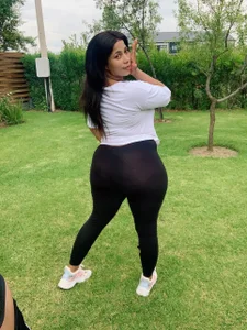 Pictures de CurvyDesire1 Foto 4