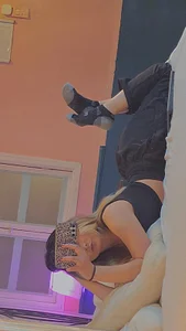 Lady-foxxx Public зображення 5