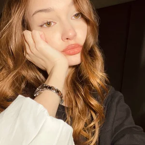 JodiAwyiePublic Bild 2