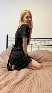 OdelinaFicken home outfit Pic 9