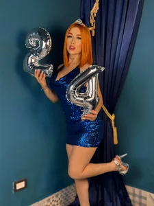 MadelineFox kullanıcısının 🎉Happy on my birthday🎉 albümü -  7 fotoğraf