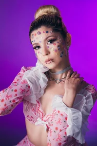 Laukyubey1 tender and dazzling 💗🦋 Foto 3