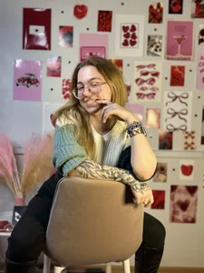 KymWestgaard Public صورة واحدة|KymWestgaard Public صورتان|KymWestgaard Public  6 صور|KymWestgaard Public  6 صورة