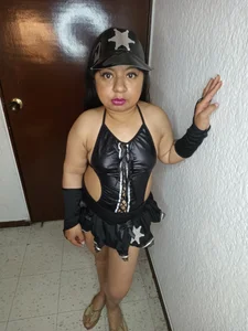 SARAWILLS Police sexy Immagine  4