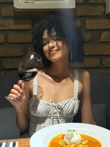 Lila-Rose Wanna join my dinner?🥂💋 Pic 5