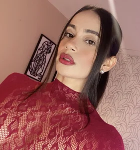 Give me your like 😈 and ask for your wish de Kay_falcon  Imagens