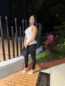paola_rodriguezI wish you could hug me while I smile at you like this 😉💦🥵图片 2
