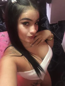 Mindy_James1 me Foto