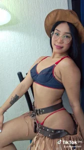 alisoom_ Public Pic 6