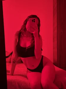 I like the red color ❤️ od suzumi__  3 snímek