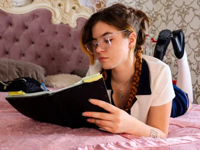 ElzaBlis ✨Naughty in your bed Pic 3