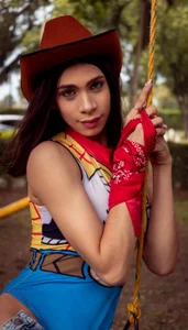 Madison_Medina BEAUTIFUL COWGIRL Pic 2