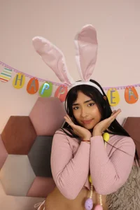 GahiaBelucci Happy easter♥ Pic 6