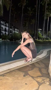 IndigoFaeのlove meの 2枚の写真