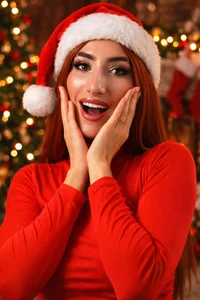 EmilyZaennz ✨Christmas✨ Pic