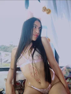 lizza_oss Your sweet and sassy girl 🔥👄 Pic